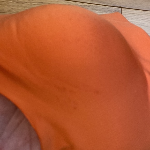 NWT Calia by Carrie Underwood Made to Move Bra, Medium Support, S, mark on L cup - Picture 6 of 9